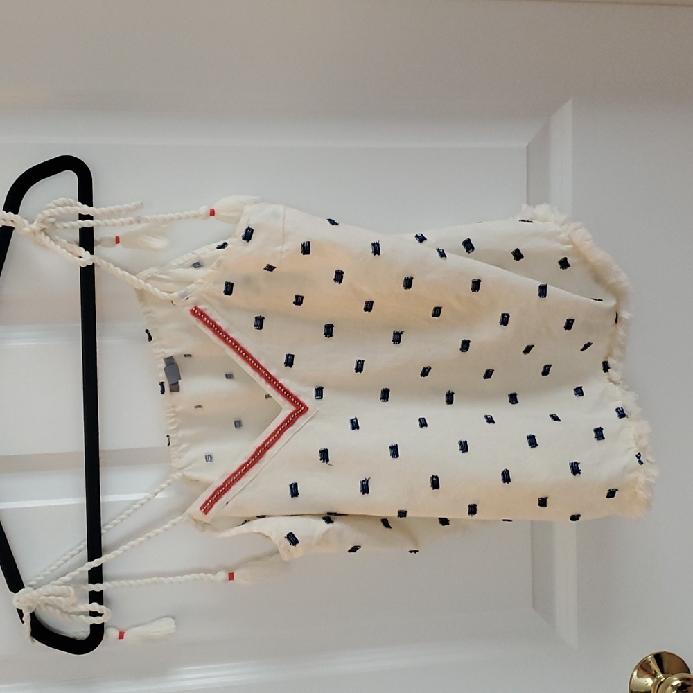 Aerie top